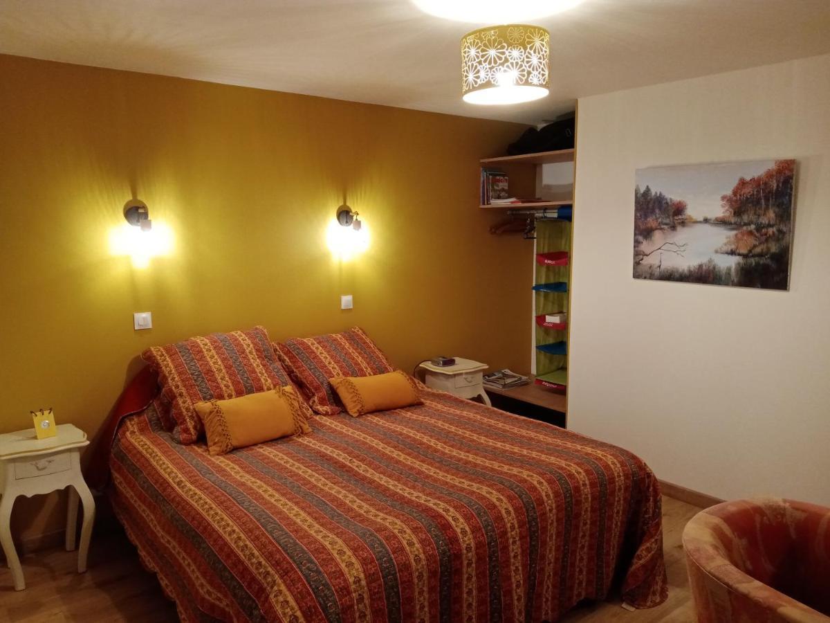 Bed and Breakfast Hentig Ar Feunteun à Plouaret Extérieur photo